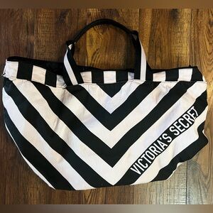 Victoria’s Secret duffel tote